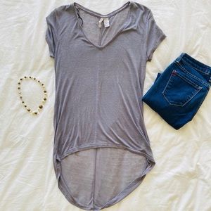 Gray hi-low thin tee by DIVIDED H&M